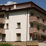 Family Hotel *