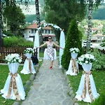 Family Hotel *